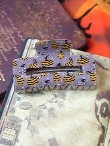 1pc Women's Halloween Pumpkin, Spider, Skull, Bat, Ghost Square Hair Clip, Funny Hair Claw, European & American Hair Accessory Fall Claw Clips Autumn Hair Clutch Fashion Clips For Hair Elegant Winter Hair Accessories For Women For Vacation Outfits Woman