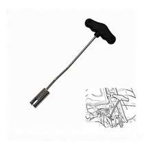 1 llave para extraer cables de bujía para VW/AUD AEG AVH BBW. Para vehículos VW y Audi con tapas de bujía estándar en ambos lados (no se recomienda para cables de bujía de otros fabricantes). Para VW: New Beetle 2.0 AZJ (AEG), Golf IV y V 1.6 (AVH), modelos 1993-2005 2.0L 4 cilindros (AZG), modelos 1998-2006 1.8L 4 cilindros (BBW), modelos 2006 y posteriores 2.0L 4 cilindros Turbo (BDC); Audi: 1998-2006 1.8L 4 cilindros Turbo (BEV), modelos 2006 y posteriores 2.0L 4 cilindros Turbo (BGD). - Negro - Ver 6