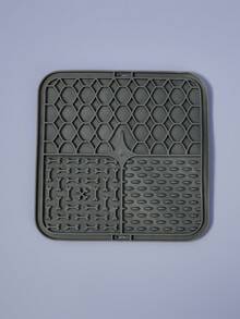 PETSIN 1pc Dog Licking Mat Slow Food Mat Drizzling Licking Pad Suction Cup Slow Food Mat Silicone Slow Food Mat Pet Dog Licking Mat - Multicolor - View 7