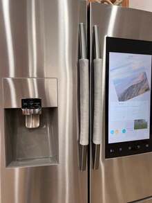 Double-Door Refrigerator & Oven Handle Gloves Oven & Microwave Door Handle Gloves Essential Winter Warmth Prevents Frozen Hands On Cold Handles Warmth & Protection Must-Have , Oil-Resistant, Insulated Refrigerator Door Gloves Velvet Protective Covers For Refrigerator & Oven Handles Hook And Loop Handle Gloves