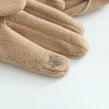 1 Pair Of Warm Suede Winter Gloves - With Touchscreen Lining And Fuzzy Design, Suitable For Outdoor Activities And Commuting, Essential Winter Wear, Warm And Comfortable Touchscreen Gloves Fall Clothes For Women