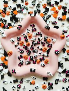 50/100pcs Halloween Mini DIY Accessories - Random Mixed Jewelry Set, Pumpkin, Skull, Bat, Bowknot Skull Nail Art Supplies, Manicure, DIY Jewelry Making, Holiday Gift Crafts