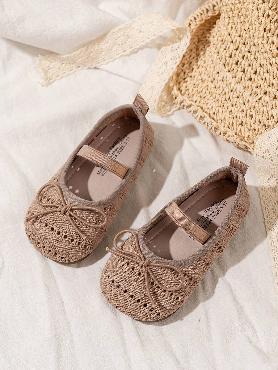 1 par de zapatos planos de unicolor para niños, diseño calado con decoración de lazo, punta redonda, estilo slip-on con , suave y cómodo, estilo minimalista, adecuado para todas las estaciones, para uso interior y exterior, escuela