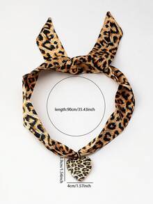 1 Pc Fall Winter Leopard Print Heart Locket Pendant - Cheetah Animal Print Scarf Necklaces With Heart Charm - Women Fashionable Jewelry For Daily Wear , Dating - Gift For Mother Wife Friends