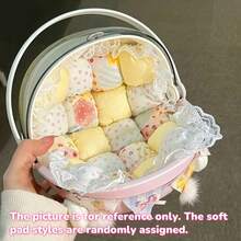 透明娃娃展示盒，带翻盖，便携式手持玩具收纳盒，带软垫，防尘收藏品整理盒 - 配有各种随机可爱的软垫，设计生动有趣，也可作为耐用的展示盒使用。 - 彩色 - 查看 3
