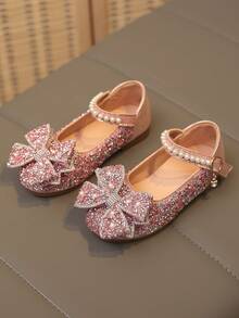 1 双加大码 2025 新款时尚百搭粉色女孩珍珠和水钻蝴蝶结装饰可爱平底鞋，圆头，适合日常穿着、跳舞、春秋季户外穿着，闪光装饰包头公主芭蕾平底鞋，尺码偏小半码 - 粉色 - 查看 2