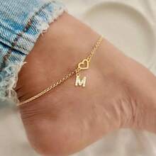 A Latest And Popular Heart-Shaped Bracelet, Featuring 26 Different Pattern Designs Ranging From A To Z, Paired With A Gold-Plated Stainless Steel Chain Bracelet Accessory. (Suitable For Women To Wear)