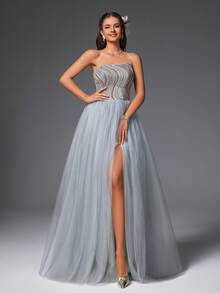 Nuevo vestido de noche formal elegante y de alta gama con diseño de parches de lentejuelas gris claro, cuello halter y superposición de malla - Gris Claro - Ver 1