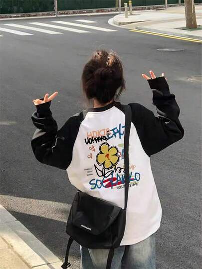 女士宽松休闲百搭印花插肩袖撞色卡通印花长袖T恤