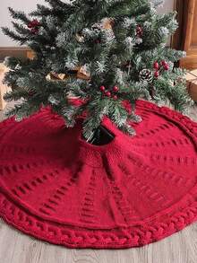 1pc Christmas Tree Skirt, Red Beige Knitted Holiday Tree Bottom Cover, Festive Round Rug, Classic Christmas Decoration, Warm Winter Home Decoration, Suitable For Living Room, Fireplace, Office, Holiday Celebration, Christmas Tree Bottom Decoration, Indoor Holiday Decoration Christmas Decorations Room Decor