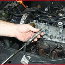 1 llave para extraer cables de bujía para VW/AUD AEG AVH BBW. Para vehículos VW y Audi con tapas de bujía estándar en ambos lados (no se recomienda para cables de bujía de otros fabricantes). Para VW: New Beetle 2.0 AZJ (AEG), Golf IV y V 1.6 (AVH), modelos 1993-2005 2.0L 4 cilindros (AZG), modelos 1998-2006 1.8L 4 cilindros (BBW), modelos 2006 y posteriores 2.0L 4 cilindros Turbo (BDC); Audi: 1998-2006 1.8L 4 cilindros Turbo (BEV), modelos 2006 y posteriores 2.0L 4 cilindros Turbo (BGD). - Negro - Ver 7