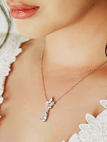 قلادة فضة عيار 925 بشكل قطرة ماسية موسانيت درجة VVS فاخرة وجذابة بشكل زهرة الكمثرى للنساء، قلادة عالية الجودة، مناسبة للارتداء في حفلات الزفاف والمناسبات، هدية مفضلة في علبة هدايا