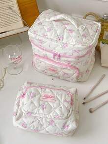 1 Peça/Conjunto de Bolsa Cosmética Acolchoada com Flores Rosas Fofas e Múltiplos Bolsos. Bolsa Cosmética Multifuncional e Portátil. Adequada para Cosméticos, Produtos de Cuidados com a Pele, Protetor Solar, Creme para as Mãos, Joias, Moedas, Absorventes, Fones de Ouvido, Telefones Celulares, Pequenos Itens e Outras Necessidades de Viagem, Necessidades de Cruzeiro, Necessidades de Dormitório, Presentes para Boas Amigas, Presentes de Dama de Honra, Presentes para Professores, Presentes de Aniversário, Presentes de Festa.