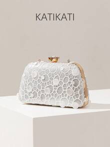 Silvery Flower Sequin Crossbody StylishSilver Purse For Women, ElegantRandom FloraEmbroidered EveningSilver Clutch Bag,Prom AccessoriesBridesmaid Gifts,Fashion Retro ChainEvening Bag, Mini Box Bag For PartyGirls,Bride,College Students, Rookies &White-Collar Workers For Party, Prom,Wedding Summer Bag,Beach Bag,Vacation Bag,Holiday Bag