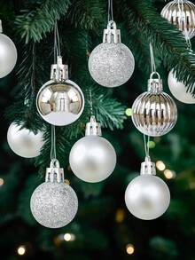 24 piezas de adornos de bolas de Navidad plateadas, decoraciones de árbol de Navidad, adornos colgantes para fiestas navideñas para coronas, guirnaldas y árboles interiores/exteriores, bolas de árbol de Navidad plateadas, adornos con diseño preensartado, decoración navideña festiva para fiestas navideñas, coronas, guirnaldas, decoración navideña, decoración de invierno, regalos de Navidad, decoración del hogar