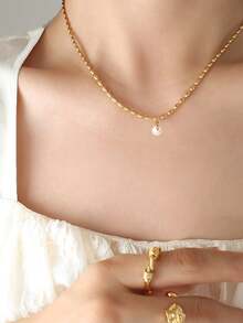 Stainless Steel Waterproof Non-Fading Cute Gentle Small White Pearl Pendant Necklace, Suitable For Women's Daily Wear - Gold - View 2