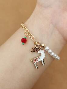 1 Pc Personalized Christmas-Themed Bracelet With Stylish Santa, Reindeer, And Snowflake Patterns And Bells. A Christmas Wrist Accessory Perfect As A Small Gift Or Souvenir For Christmas Parties, Birthday Parties, Holiday Gatherings, Or Family Get-Togethers, Ideal For Giving To Friends And Family
