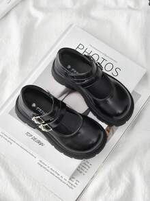 1 Pair Of New Style Girls' Fashionable Flat Shoes British Style Mary Jane Shoes, Lightweight And Comfortable Children's Black Matte Leather Shoes, Suitable For Activities And Performances, Suitable For Spring And Autumn, School Event Formal Shoes