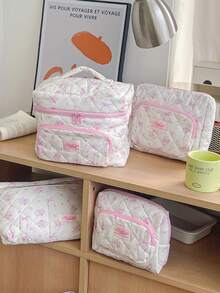 1 Peça/Conjunto de Bolsa Cosmética Acolchoada com Flores Rosas Fofas e Múltiplos Bolsos. Bolsa Cosmética Multifuncional e Portátil. Adequada para Cosméticos, Produtos de Cuidados com a Pele, Protetor Solar, Creme para as Mãos, Joias, Moedas, Absorventes, Fones de Ouvido, Telefones Celulares, Pequenos Itens e Outras Necessidades de Viagem, Necessidades de Cruzeiro, Necessidades de Dormitório, Presentes para Boas Amigas, Presentes de Dama de Honra, Presentes para Professores, Presentes de Aniversário, Presentes de Festa.