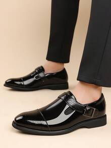 1 Pair Men's Round Toe Low-Top Slip-On Loafers With Metal Buckle, Crocodile Embossed PU Leather Upper, Rubber Sole, Casual & Easy To Wear - Black - View 3