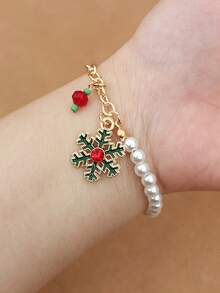 1 Pc Personalized Christmas-Themed Bracelet With Stylish Santa, Reindeer, And Snowflake Patterns And Bells. A Christmas Wrist Accessory Perfect As A Small Gift Or Souvenir For Christmas Parties, Birthday Parties, Holiday Gatherings, Or Family Get-Togethers, Ideal For Giving To Friends And Family