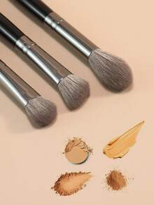 3套柔软眼部化妆刷，包括眼影刷、高光刷和晕染刷，采用柔软纤维制成，方便旅行化妆。 - 黑色 - 查看 2