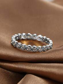 Women's Minimalist Band Ring Brass With Silver Plating Rings Cubic Zirconia Rings, Ideal Gift For Girlfriend, Mom, Wife - Hypoallergenic And Tarnish-Resistant Jewelry, Stackable Ring For Girls