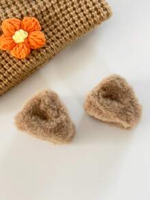 2 Stücke Damen Herbst/Winter süße flauschige Katzenohr Dreieck Plüsch Haarspangen, erhältlich in Weiß, Braun, Schwarz, Leopardenmuster und anderen Stilen, passend zu verschiedenen Outfits, können verwendet werden um Pony und Flyaways zu fixieren, um süße und elegante Frisuren zu kreieren und Ihrem Look eine lebendige Atmosphäre zu verleihen