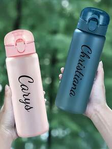 Personalisierte Foto- und Namens-Wasserflasche - Robuster Plastikdeckel mit Schnur, 3D UV-bedrucktes personalisiertes Design, perfekt für Reisen, Strandausflüge und einzigartige Geschenke (Schwarz, Pink, Blau) Anpassbare Wasserflasche 1 26 Unzen anpassbare Sportflasche: auslaufsicher, tragbar, für Outdoor-Aktivitäten, Reisen, Camping, Abschlusszeit, Geburtstagsgeschenk Kostenlose PVC-Flasche