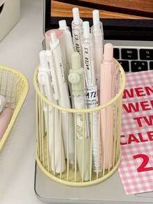 新款米色铁丝收纳篮笔筒多功能桌面整理盒办公用品学生课桌文具收纳小号收纳篮 - 彩色 - 查看 18