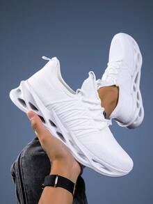 1 Pair Women's Fashion White Running Shoes, Breathable Non-Slip Sneakers, Lightweight Comfortable Outdoor Sports Shoes, Soft Platform Increase Height Retro Chunky Sneakers, Shock Absorbing Mesh Breathable Casual Socks Shoes For Outdoor, School, Travel - White - View 2