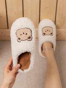 Lindas y cálidas pantuflas de felpa antideslizantes para adolescentes, niños y niñas, pantuflas para interiores, otoño/invierno