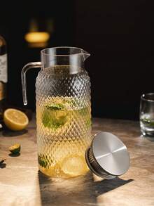 Carafa de mare capacitate pentru ceai și suc de vară este perfectă pentru prepararea ceaiului la rece și a băuturilor cu gheață. Este o alegere ideală pentru întâlniri de familie, restaurante și cafenele.