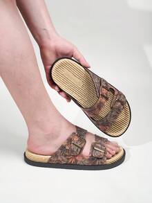 1 Pair Men's Summer Fashion Slide Sandals, Suitable For Daily Outdoor Activities, Beach Leisure Vacation, Metal Double Buckle Design, Adjustable Upper, Fresh Summer Outfit, Indoor Bathroom Slippers, Tropical Print Flip Flops