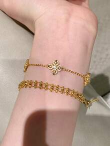 1pc Zirconia Flower Bracelet For Women, Fashion Luxury Elegant Romantic Unique Niche Design Delicate Accessory Suitable For Party, Gathering, Banquet, Daily Wear, Valentine's Day Gift