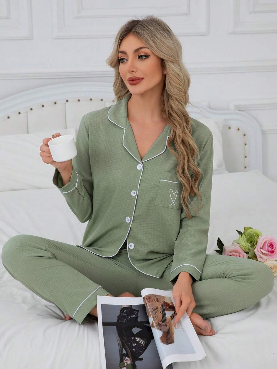 2pcs Women Long Sleeve Top And Pants Pajama Set, Casual Loose Embroidery Heart Homewear Suitable For Home And Outdoor, Autumn, Fall Winter Clothes, Christmas - Green - View 1