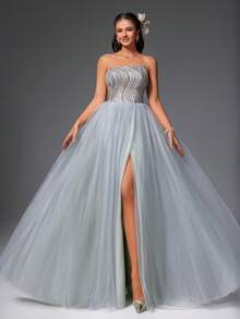 Nuevo vestido de noche formal elegante y de alta gama con diseño de parches de lentejuelas gris claro, cuello halter y superposición de malla - Gris Claro - Ver 3