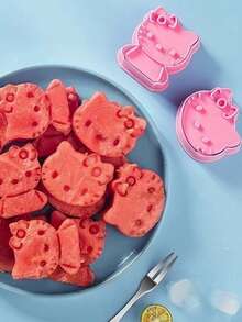 Sanrio 2 件/1 套水果饼干模具 - 可爱猫形饼干印章工具，适合生日礼物和厨房乐趣，非常适合婚礼/毕业典礼/母亲节派对、家庭烘焙 DIY 压制工具、水果和蔬菜塑形器、圣诞礼物，适合节日派对家庭厨房餐厅使用