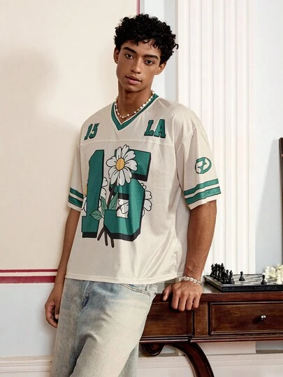 街头风格 V 领短袖宽松数码印花 T 恤男士夏季街头服饰必备单品