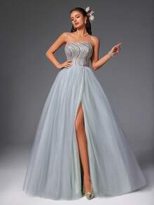 Nuevo vestido de noche formal elegante y de alta gama con diseño de parches de lentejuelas gris claro, cuello halter y superposición de malla - Gris Claro - Ver 4