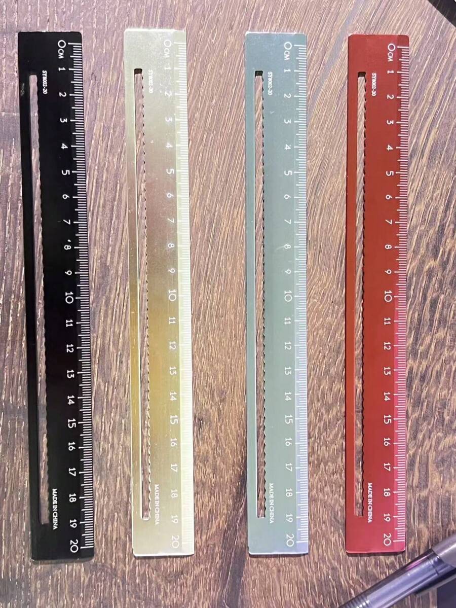 1 pezzo Riga in lega di alluminio spessa da 20 cm, con marcature chiare, durevole per uso scolastico e d'ufficio