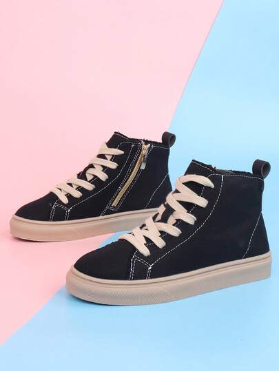 1 双系带拉链鞋，舒适运动鞋