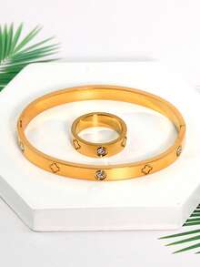 2 件/套 18K 镀金 316L 不锈钢四叶草手链和戒指首饰套装，适合女性日常佩戴，经典欧美花卉设计，镶嵌方晶锆石，大方奢华的休闲金饰，婚礼首饰套装，送给女孩、女士、母亲、亲戚、朋友的礼物，美丽的婚礼、生日、母亲节、女朋友、情人节 - 金色 - 查看 2