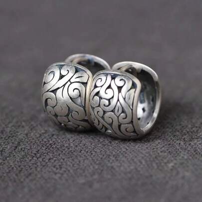 1 Pair Vintage Minimalist Design Hollow Pattern Round Hypoallergenic Earrings, Suitable For Men Casual Daily Wear, Jewelry Gift