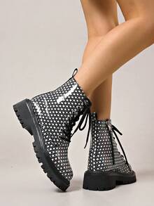 Botas Ankle Femininas, Salto Baixo, Design com Cadarço e Zíper Lateral, Coloridas e Brilhantes na Moda