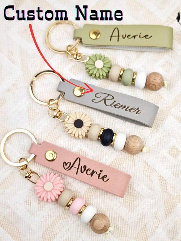 1pc Personalised Keyring, Daisy Beaded Keyring, Faux Leather Keyring, Flower Girl Gift, Teacher Gift, Birthday Gift, Beaded Keyring,Durable,Colorful,Cute,Adorable,Funny,Kawaii,Y2K,Stylish,Unisex,Casual,Custom,Personalized,Unique,Customized,Ideal Gifts For Him,Ideal Gifts For Her,Her,Boyfriend,Girlfriend,Family,Friends,Customized Keychains & Accessories