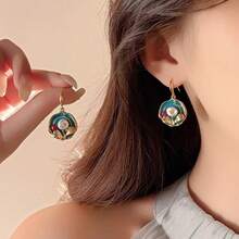 Temperature Retro Monet Garden Oil Painting Style Flowers Imitation Pearl Earrings For Women Vintage Women Earrings Wedding Jewelry Accessories Birthday/Halloween/Holiday Gifts Everyday Jewelry, Elegant Accessory - 綠色 - 查看 2