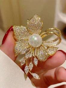 1 Pc Vintage Faux Pearl Floral Brooch For Women - Stylish Zinc Alloy Design, Ideal For Dresses/Blazers/Qipao, Daily/Party Wear & Gifting, Must-Have Accessory - Yellow Gold - View 1