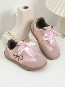 زوج جديد من أحذية الرياضة المطرزة للبنات، أحذية ذات نعل ناعم مانع للانزلاق، أحذية الجري للخارج، أحذية أطفال رضع وأطفال صغار، أنيقة ومتعددة الاستخدامات