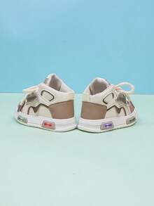 Mid-Top Fashion Comfortable Leather Sports Shoes With LED Lights, Suitable For Boys & Girls, Casual, Shock-Absorbing, Non-Slip, Outdoor Running & Walking Shoes, Autumn/Winter